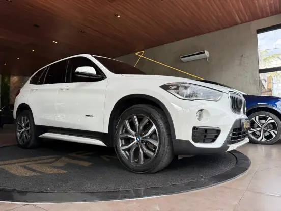 BMW-X1-2.0 16V TURBO ACTIVEFLEX XDRIVE25I SPORT 4P AUTOMÁTICO BMW-X1-2018