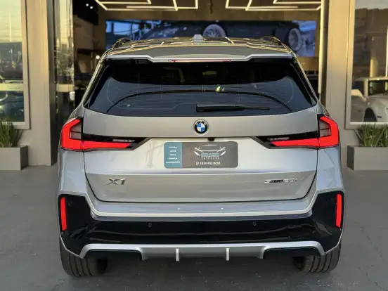 BMW-X1-2025