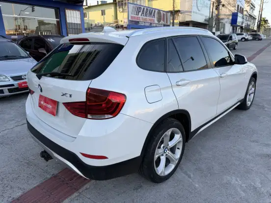 BMW-X1-2.0 20I GP 4X2 16V GASOLINA 4P AUTOMÁTICO BMW-X1-2013