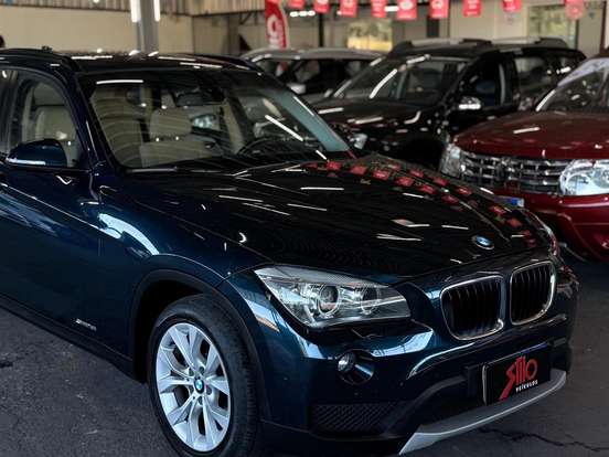 BMW-X1-2.0 16V GASOLINA SDRIVE18I 4P AUTOMÁTICO BMW-X1-2013