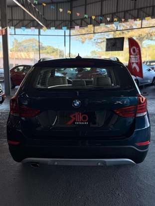 BMW-X1-2013