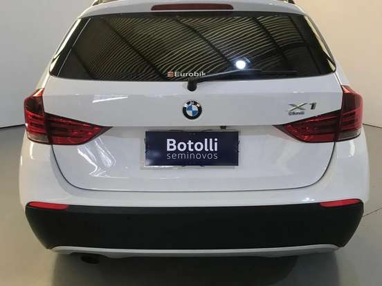 BMW-X1-2.0 16V GASOLINA SDRIVE18I TOP 4P AUTOMÁTICO BMW-X1-2011