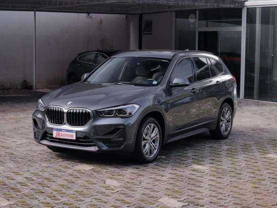 BMW-X1-2021