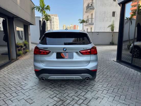 BMW-X1-2.0 16V TURBO ACTIVEFLEX XDRIVE25I SPORT 4P AUTOMÁTICO BMW-X1-2018