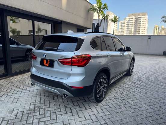 BMW-X1-2.0 16V TURBO ACTIVEFLEX XDRIVE25I SPORT 4P AUTOMÁTICO BMW-X1-2018