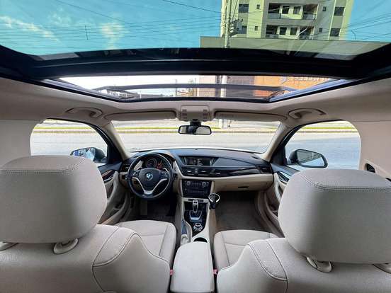 BMW-X1-2013