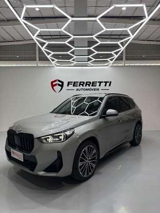 BMW-X1-2024
