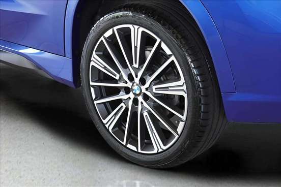 BMW-X1-2025