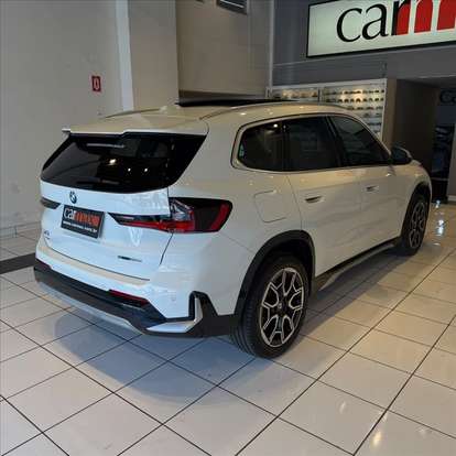 BMW-X1-2023
