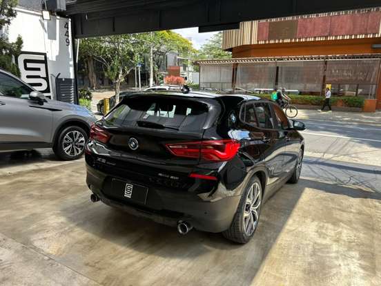 BMW-X2-2019