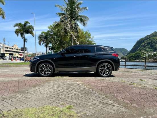 BMW-X2-2019