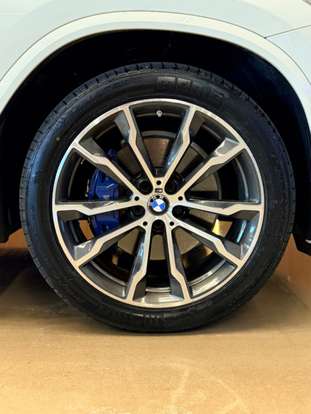 BMW-X4-2019