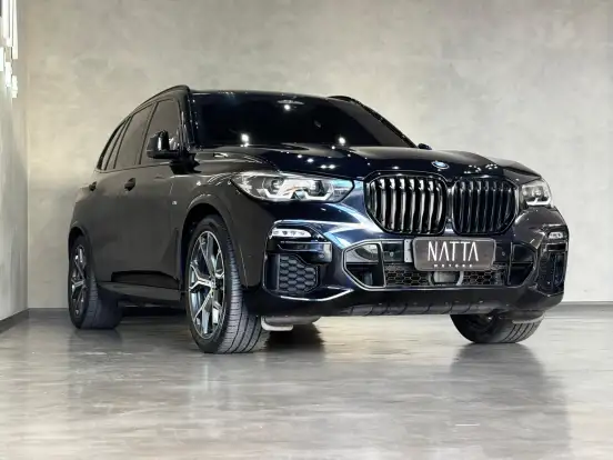 BMW-X5-2021