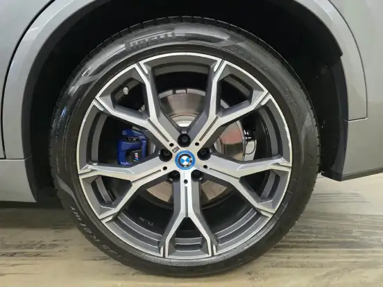 BMW-X5-2023