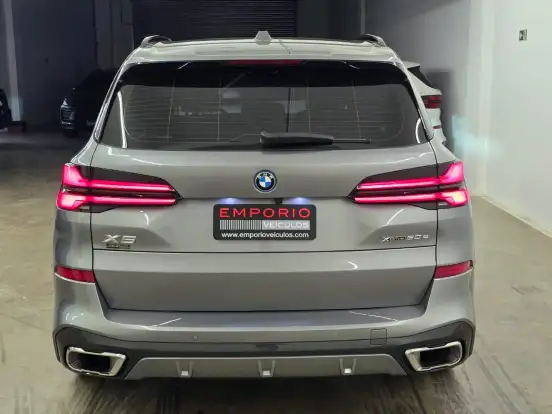 BMW-X5-2023