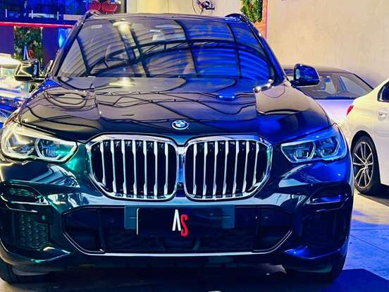 BMW-X5-3.0 I6 TURBO HÍBRIDO XDRIVE45E M SPORT AUTOMÁTICO BMW-X5-2022