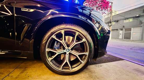 BMW-X5-2022