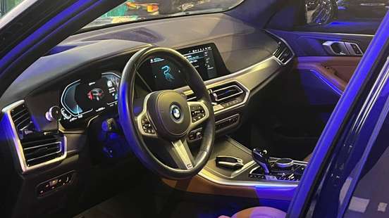 BMW-X5-2022