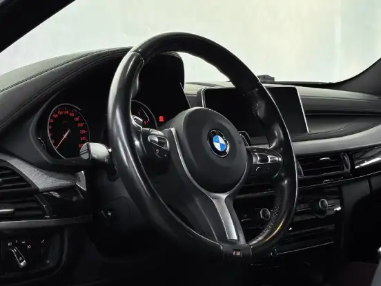 BMW-X6-3.0 TWINPOWER GASOLINA XDRIVE35I M SPORT AUTOMÁTICO BMW-X6-2018