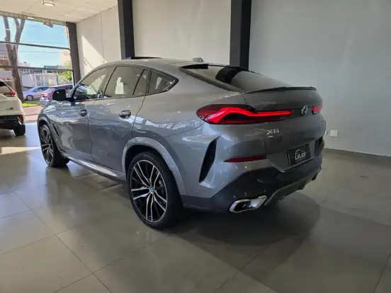 BMW-X6-3.0 TWINPOWER GASOLINA XDRIVE40I M SPORT AUTOMÁTICO BMW-X6-2024