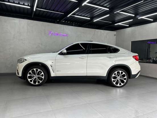BMW-X6-3.0 TWINPOWER GASOLINA XDRIVE35I M SPORT AUTOMÁTICO BMW-X6-2018