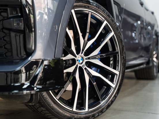 BMW-X6-2022