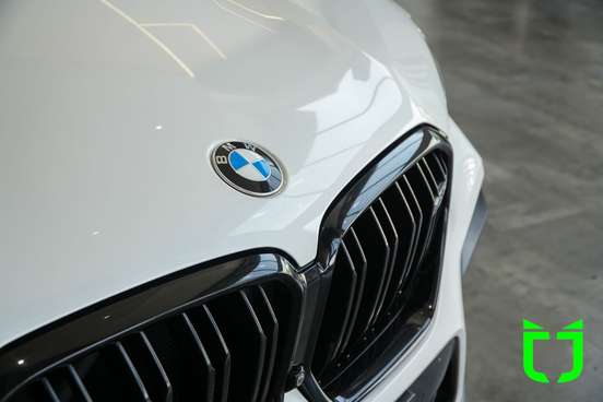 BMW-X6-2021