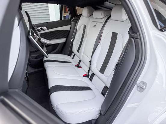BMW-X6-4.4 V8 BITURBO GASOLINA M COMPETITION AUTOMÁTICO BMW-X6-2023
