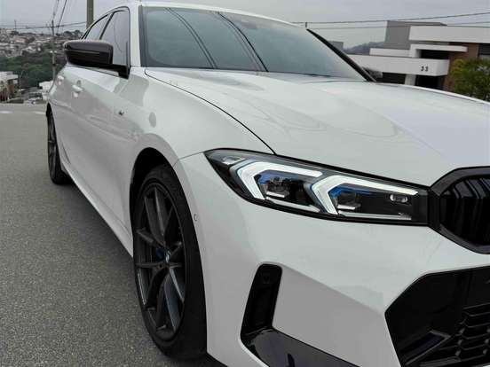 BMW-320i-2.0 16V TURBO FLEX M SPORT 10th ANNIVERSARY EDITION AUTOMÁTICO BMW-320i-2024