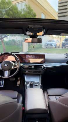 BMW-320i-2022