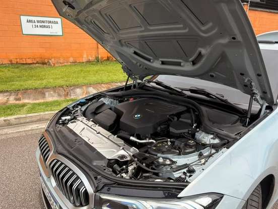 BMW-320i-2.0 16V TURBO FLEX M SPORT AUTOMÁTICO BMW-320i-2024
