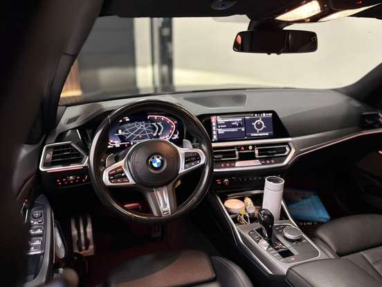 BMW-320i-2.0 16V TURBO GASOLINA M SPORT AUTOMÁTICO BMW-320i-2020