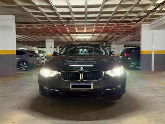 BMW-320i-2.0 SPORT GP 16V TURBO GASOLINA 4P AUTOMÁTICO BMW-320i-2013