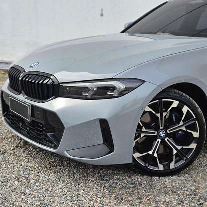 BMW-330e-2025