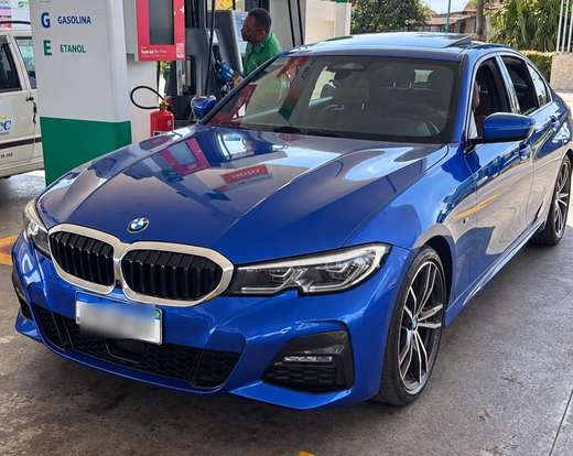 BMW-330i-2019