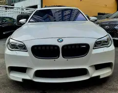 BMW M5 4.4 V8 32V GASOLINA 4P AUTOMÁTICO BMW M5 4.4 V8 32V GASOLINA 4P AUTOMÁTICO