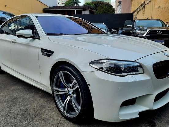 BMW-M5-4.4 V8 32V GASOLINA 4P AUTOMÁTICO BMW-M5-2014