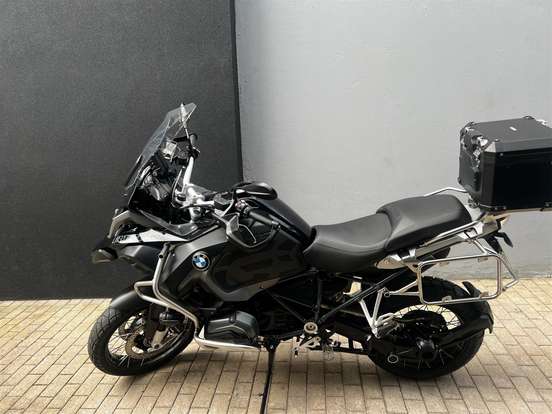 BMW-R 1200 GS ADVENTURE TRIPLE BLACK BMW-R 1200 GS ADVENTURE TRIPLE BLACK-2017