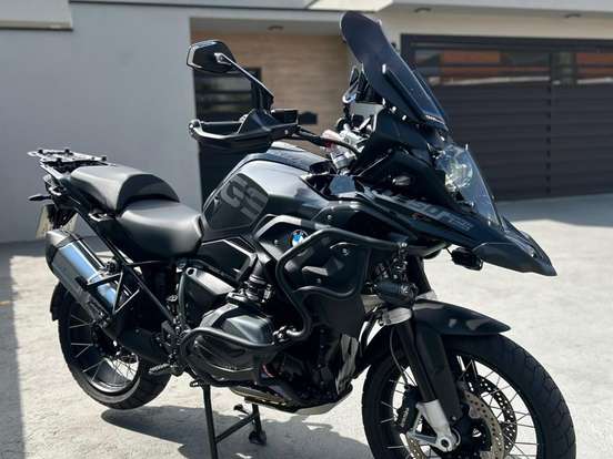 BMW-R 1250 GS PREMIUM TRIPLE BLACK BMW-R 1250 GS PREMIUM TRIPLE BLACK-2022
