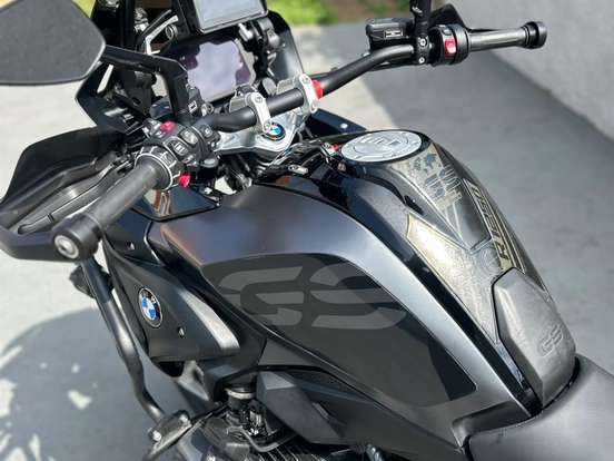 BMW-R 1250 GS PREMIUM TRIPLE BLACK BMW-R 1250 GS PREMIUM TRIPLE BLACK-2022