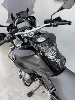 BMW-R 1200 GS ADVENTURE PREMIUM + EXCLUSIVE-2018