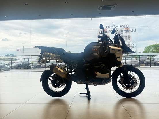 BMW-R 1300 GS ADVENTURE TRIPLE BLACK-2025