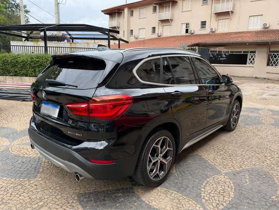BMW-X1-2019