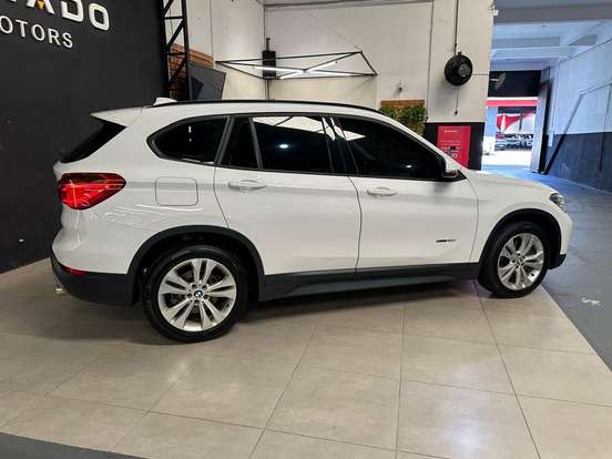 BMW-X1-2016