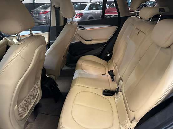 BMW-X1-2016