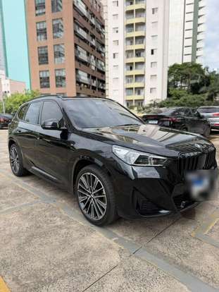 BMW-X1-2023