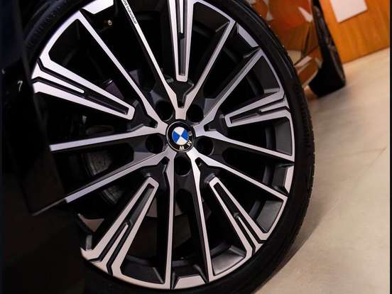 BMW-X1-2.0 16V TURBO GASOLINA SDRIVE20I M SPORT STEPTRONIC BMW-X1-2024