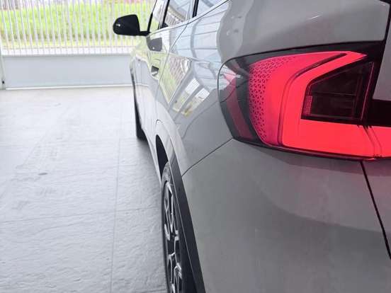 BMW-X1-2.0 16V TURBO GASOLINA SDRIVE20I X-LINE STEPTRONIC BMW-X1-2025