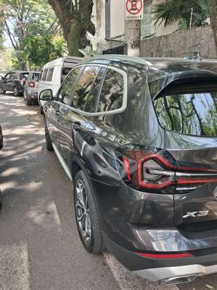 BMW-X3-2023
