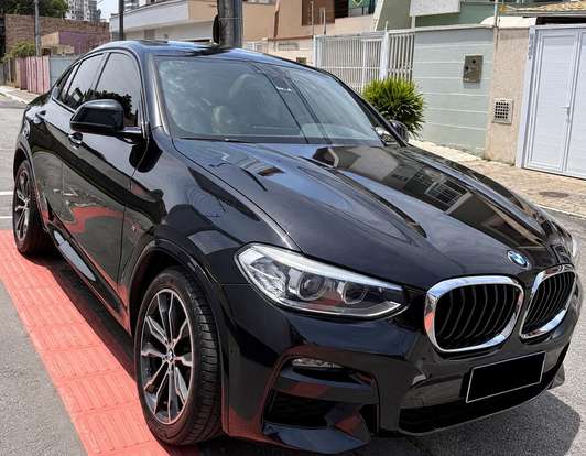 BMW-X4-2021